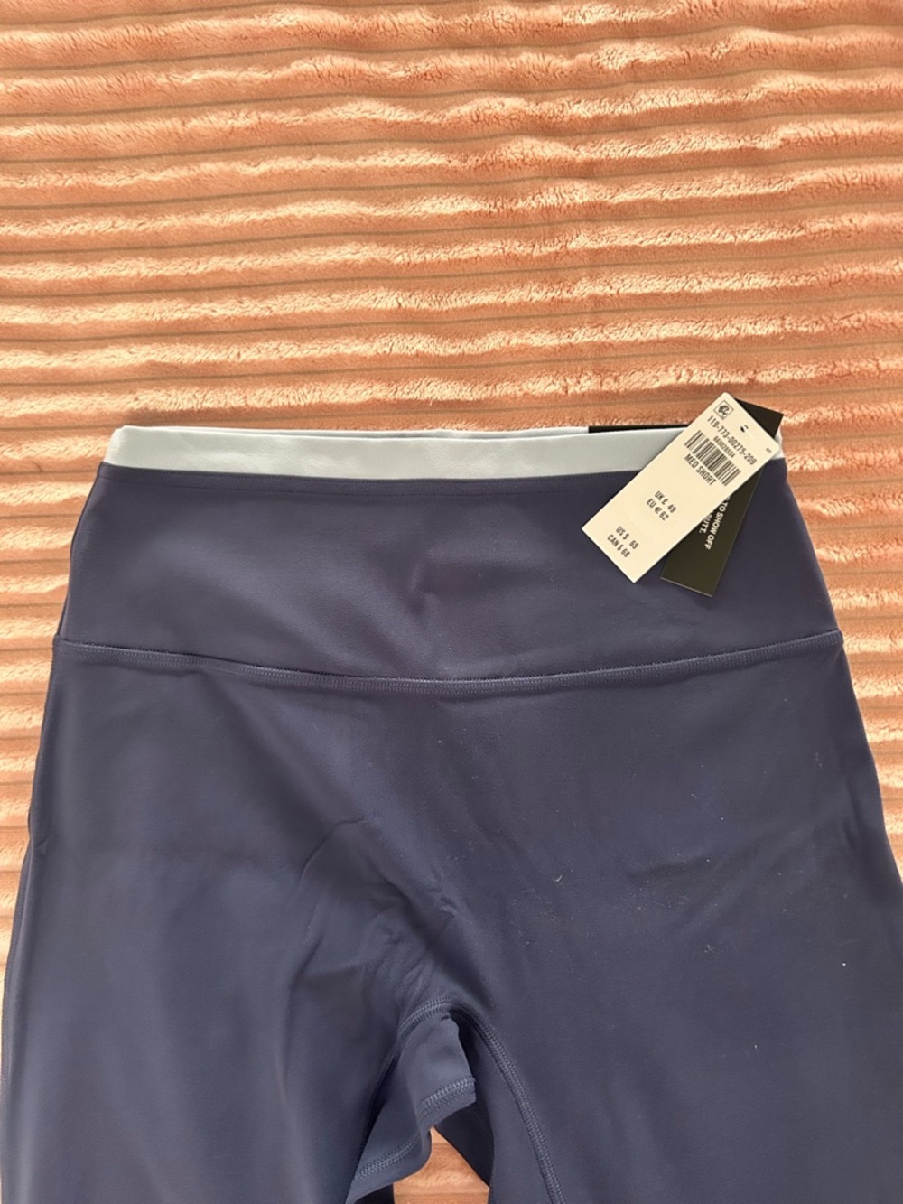 Abercrombie & Fitch 7/8 Navy Leggings with Light Blue Trim - Picture 5 of 7